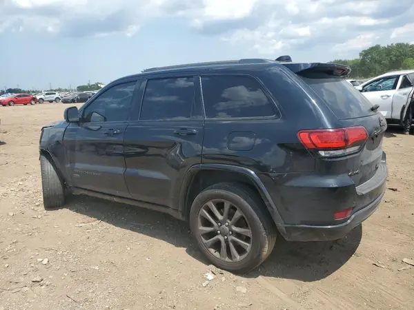 1C4RJFBG3HC694677 2017 JEEP GRAND CHEROKEE - Image 2