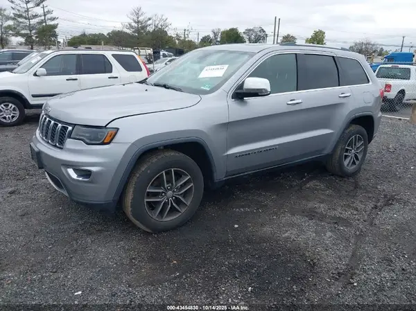 1C4RJFBG3HC707458 2017 JEEP GRAND CHEROKEE - Image 2