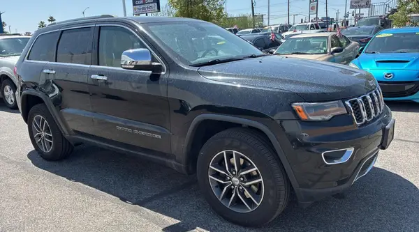 1C4RJFBG3HC734790 2017 JEEP GRAND CHEROKEE - Image 1