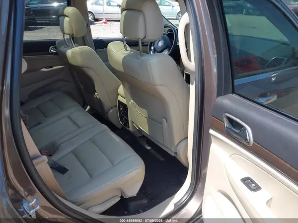 1C4RJFBG3HC734983 2017 JEEP GRAND CHEROKEE - Image 8