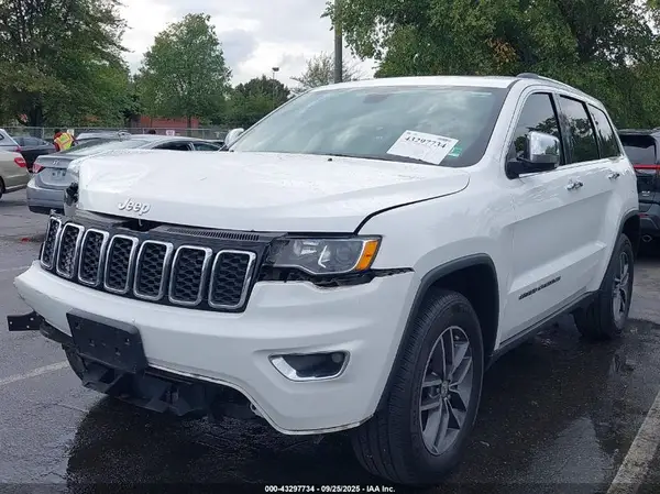 1C4RJFBG3HC735700 2017 JEEP GRAND CHEROKEE - Image 2