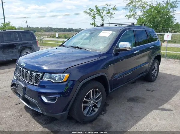 1C4RJFBG3HC738757 2017 JEEP GRAND CHEROKEE - Image 2