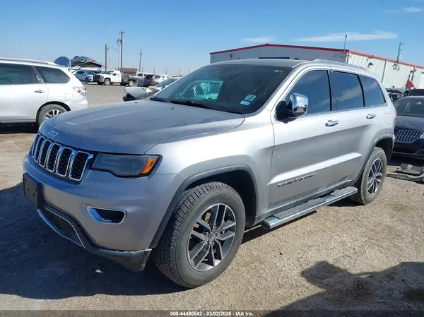 1C4RJFBG3HC809665 2017 JEEP GRAND CHEROKEE - Image 2