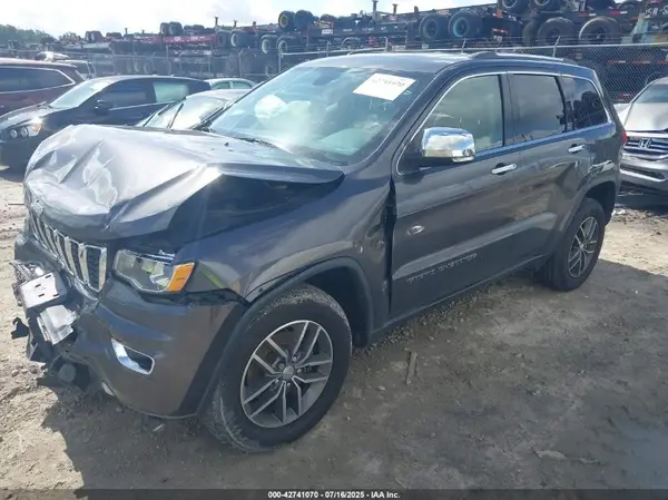 1C4RJFBG3HC842097 2017 JEEP GRAND CHEROKEE - Image 2