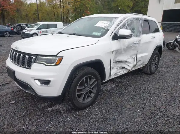 1C4RJFBG3HC890358 2017 JEEP GRAND CHEROKEE - Image 2