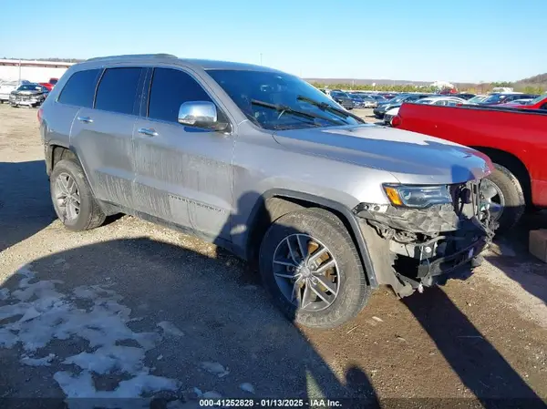 1C4RJFBG3JC134762 2018 JEEP GRAND CHEROKEE - Image 1