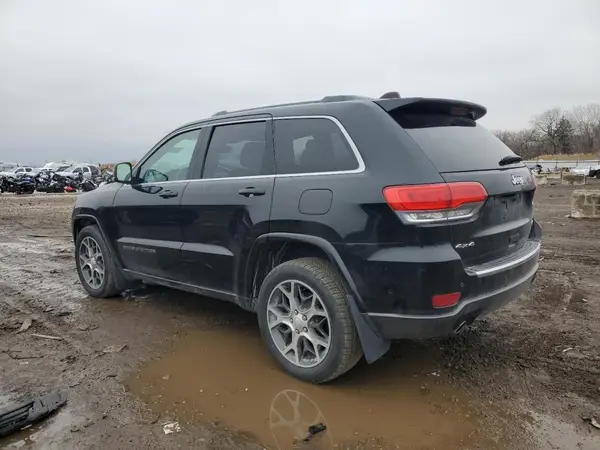 1C4RJFBG3JC216295 2018 JEEP GRAND CHEROKEE - Image 2