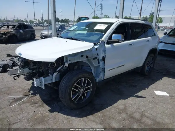 1C4RJFBG3JC476986 2018 JEEP GRAND CHEROKEE - Image 2