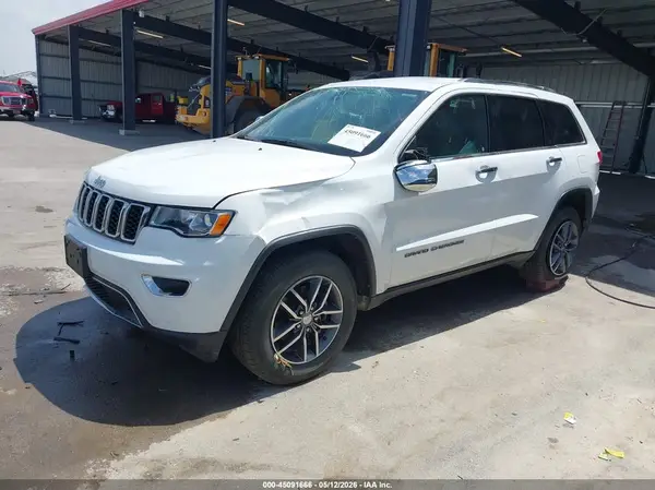 1C4RJFBG3JC479855 2018 JEEP GRAND CHEROKEE - Image 2