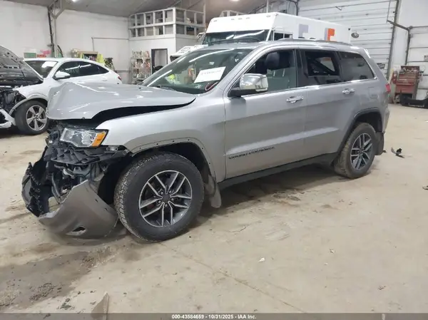 1C4RJFBG3KC613040 2019 JEEP GRAND CHEROKEE - Image 2