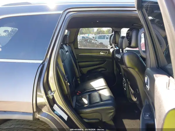 1C4RJFBG3KC665736 2019 JEEP GRAND CHEROKEE - Image 8
