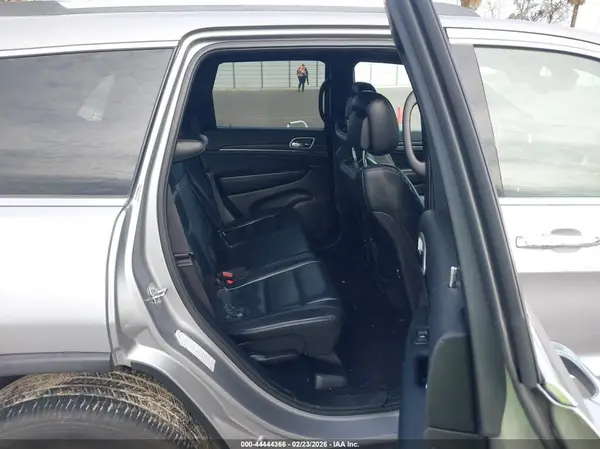 1C4RJFBG3KC724266 2019 JEEP GRAND CHEROKEE - Image 8