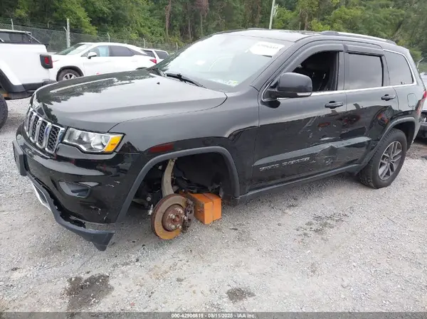 1C4RJFBG3KC777923 2019 JEEP GRAND CHEROKEE - Image 2
