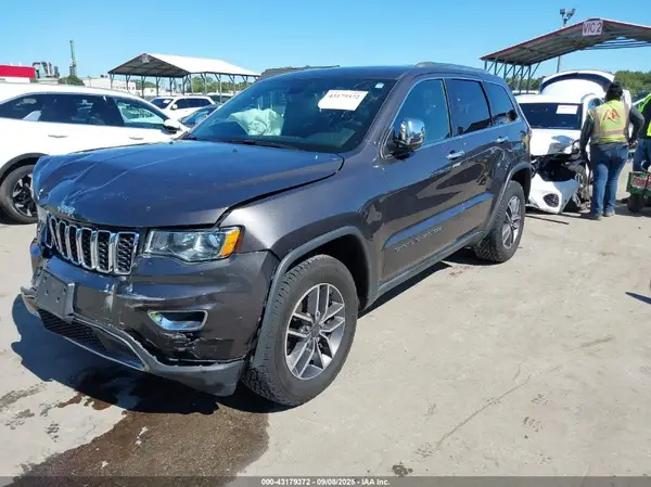 1C4RJFBG3KC824156 2019 JEEP GRAND CHEROKEE - Image 2