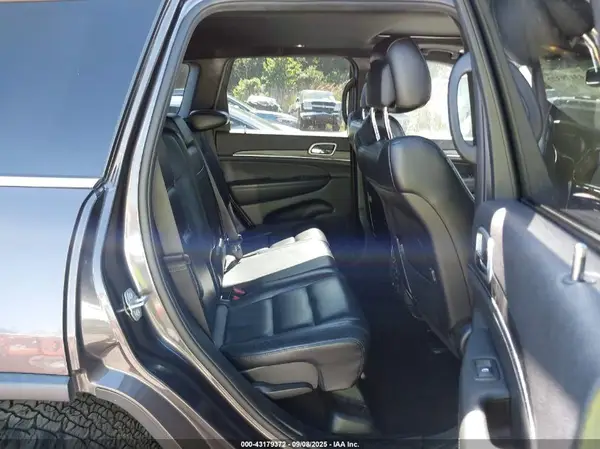 1C4RJFBG3KC824156 2019 JEEP GRAND CHEROKEE - Image 8