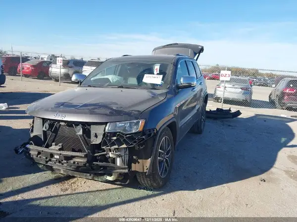 1C4RJFBG3LC264429 2020 JEEP GRAND CHEROKEE - Image 2