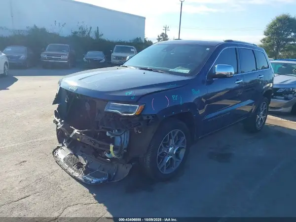 1C4RJFBG3LC422672 2020 JEEP GRAND CHEROKEE - Image 2