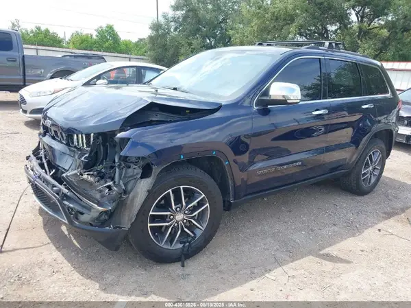 1C4RJFBG4HC620717 2017 JEEP GRAND CHEROKEE - Image 2