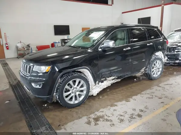 1C4RJFBG4HC624301 2017 JEEP GRAND CHEROKEE - Image 2