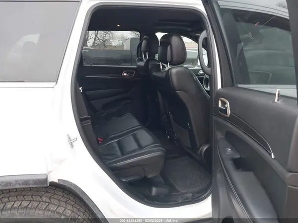 1C4RJFBG4HC632401 2017 JEEP GRAND CHEROKEE - Image 8