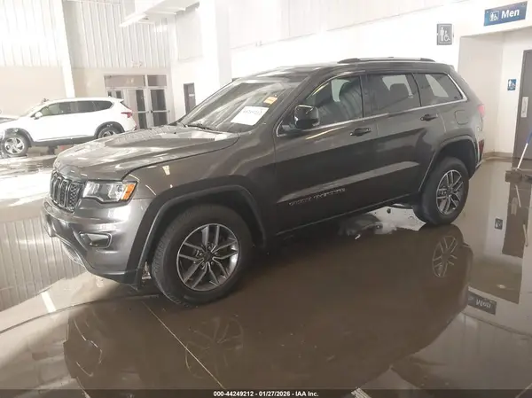 1C4RJFBG4HC799938 2017 JEEP GRAND CHEROKEE - Image 2