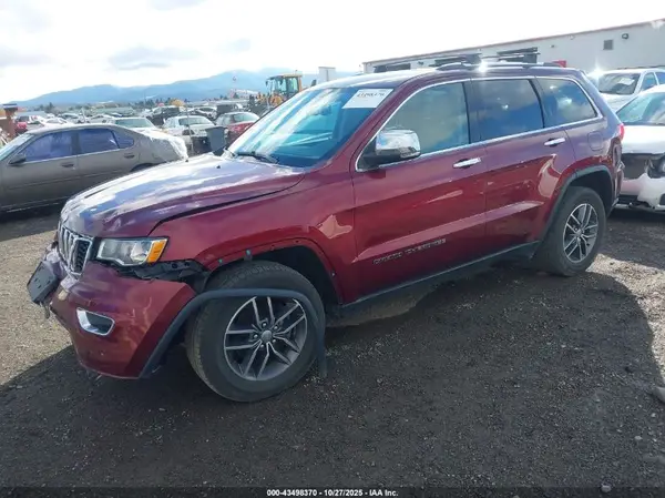 1C4RJFBG4HC852475 2017 JEEP GRAND CHEROKEE - Image 2