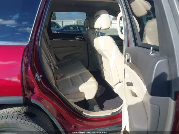 1C4RJFBG4HC852475 2017 JEEP GRAND CHEROKEE - Image 8