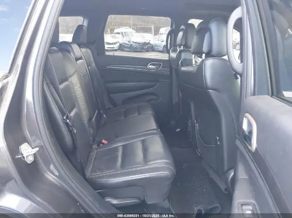 1C4RJFBG4HC863900 2017 JEEP GRAND CHEROKEE - Image 8