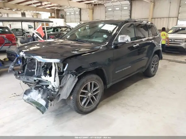 1C4RJFBG4HC876775 2017 JEEP GRAND CHEROKEE - Image 2