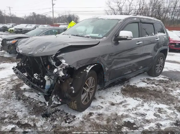 1C4RJFBG4HC900167 2017 JEEP GRAND CHEROKEE - Image 2