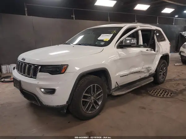 1C4RJFBG4HC946274 2017 JEEP GRAND CHEROKEE - Image 2