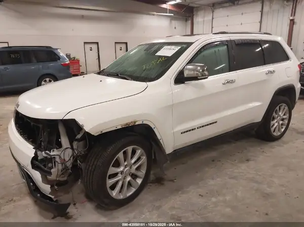 1C4RJFBG4HC948123 2017 JEEP GRAND CHEROKEE - Image 2
