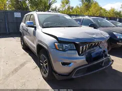 1C4RJFBG4JC272519 2018 JEEP GRAND CHEROKEE