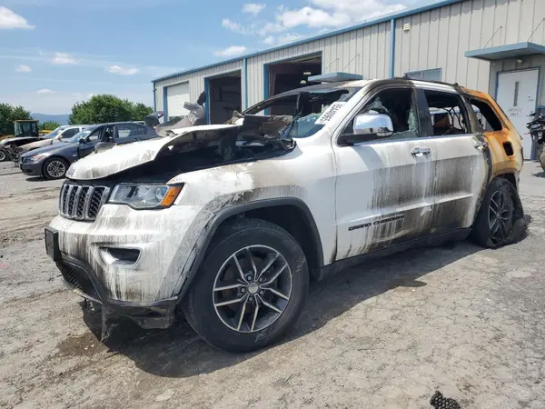 1C4RJFBG4JC335540 2018 JEEP GRAND CHEROKEE - Image 1