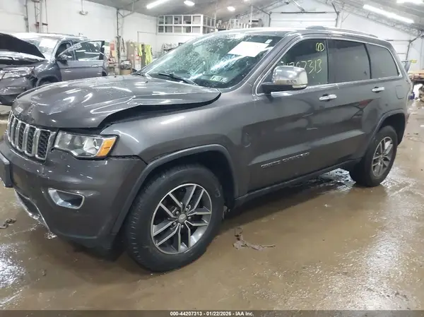 1C4RJFBG4JC426596 2018 JEEP GRAND CHEROKEE - Image 2