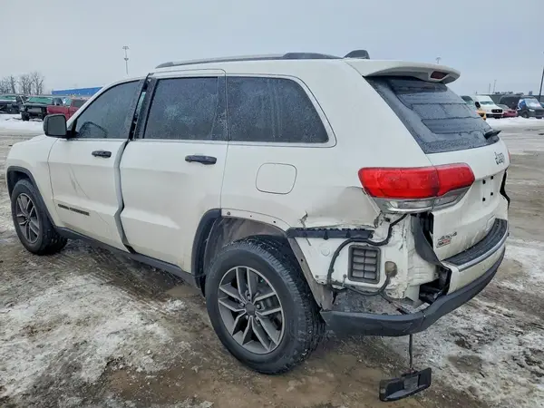 1C4RJFBG4KC593056 2019 JEEP GRAND CHEROKEE - Image 2
