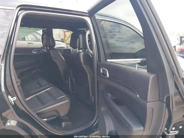 1C4RJFBG4KC725670 2019 JEEP GRAND CHEROKEE - Image 8