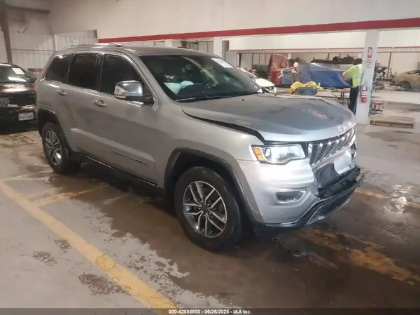 1C4RJFBG4KC746132 2019 JEEP GRAND CHEROKEE - Image 1