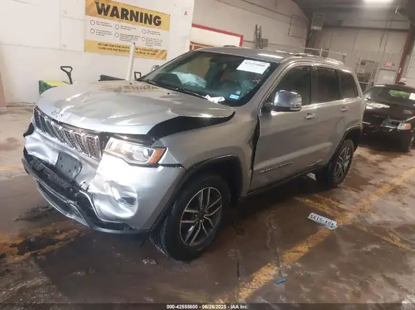 1C4RJFBG4KC746132 2019 JEEP GRAND CHEROKEE - Image 2
