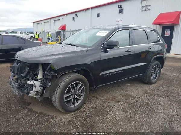 1C4RJFBG4LC120436 2020 JEEP GRAND CHEROKEE - Image 2