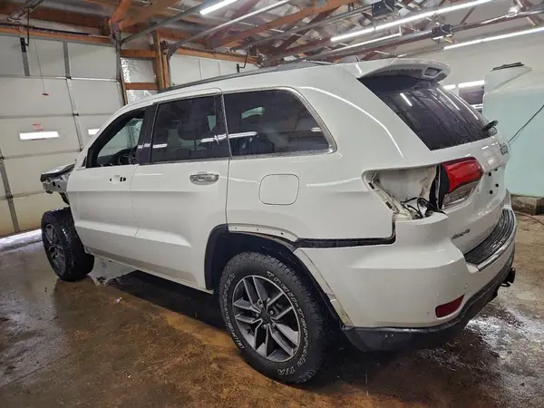 1C4RJFBG4LC190812 2020 JEEP GRAND CHEROKEE - Image 2