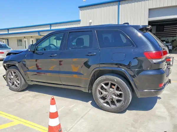 1C4RJFBG4MC580195 2021 JEEP GRAND CHEROKEE - Image 2