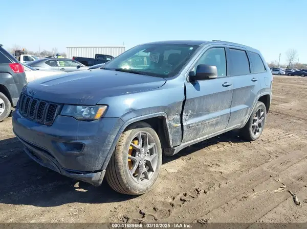 1C4RJFBG4MC776556 2021 JEEP GRAND CHEROKEE - Image 2