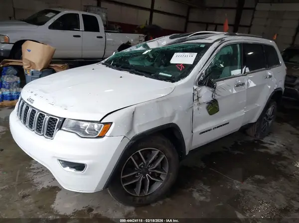 1C4RJFBG4MC816764 2021 JEEP GRAND CHEROKEE - Image 2