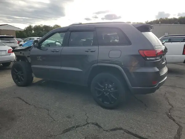 1C4RJFBG5HC694907 2017 JEEP GRAND CHEROKEE - Image 2