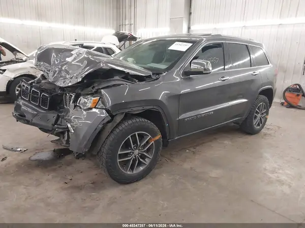 1C4RJFBG5HC787068 2017 JEEP GRAND CHEROKEE - Image 2