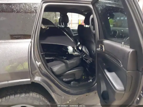 1C4RJFBG5HC822482 2017 JEEP GRAND CHEROKEE - Image 8