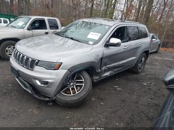1C4RJFBG5HC824748 2017 JEEP GRAND CHEROKEE - Image 2