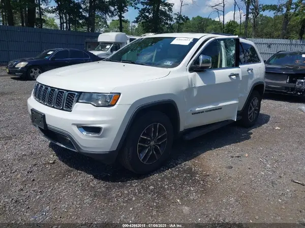 1C4RJFBG5HC840867 2017 JEEP GRAND CHEROKEE - Image 2