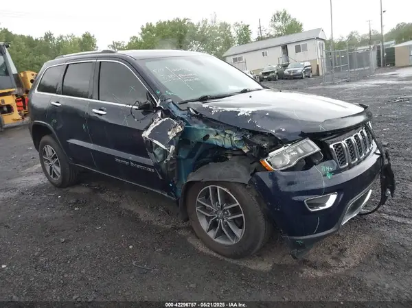 1C4RJFBG5HC863761 2017 JEEP GRAND CHEROKEE - Image 1